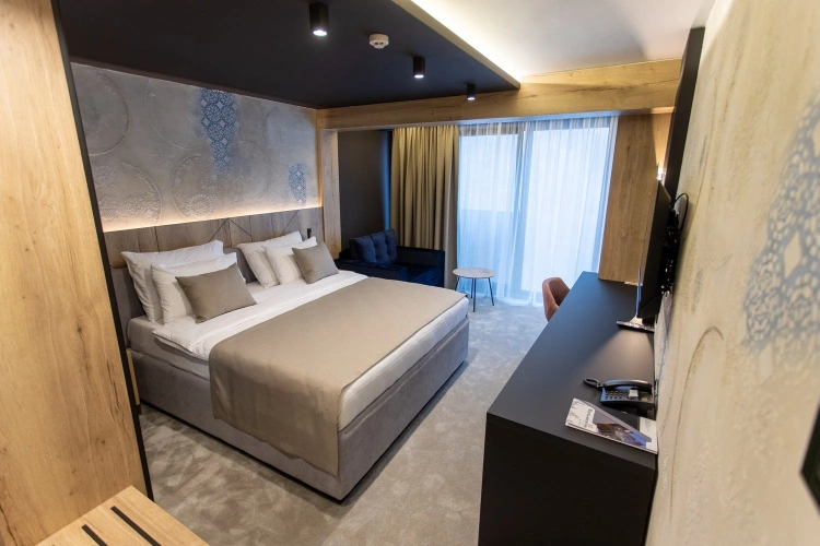 Junior Apartment