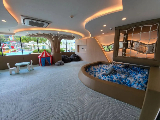 La Vita Rawai 1 Bdr Roof Pool Flat