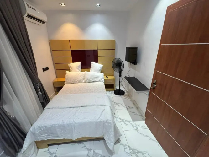 Age International Hotel