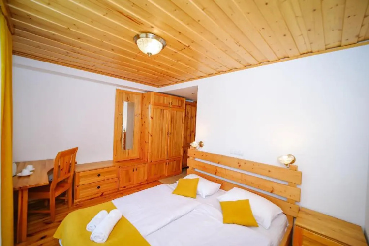 Alpenhaus Hotel Kazbegi