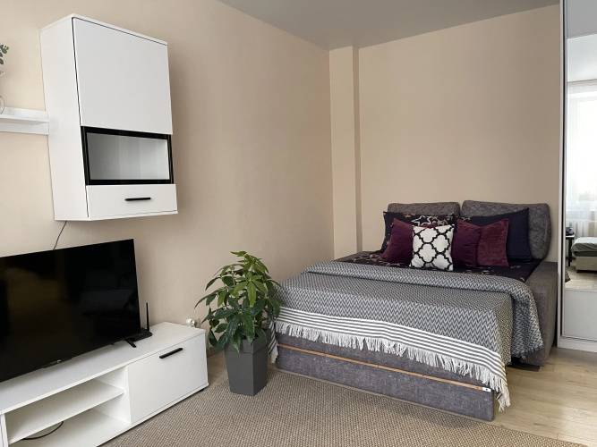 V Samom Serdtse Stolitsy Flat