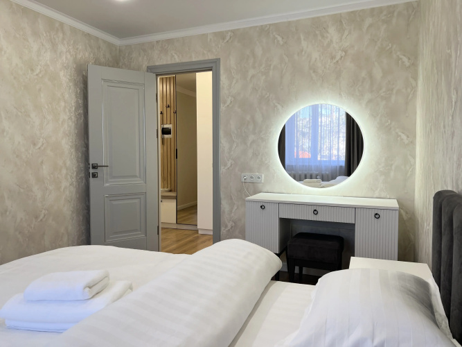 Dvukhkomnatnaya V Tsentre Flat