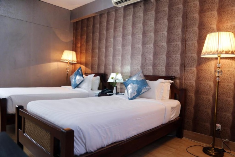 Deluxe Twin room with view