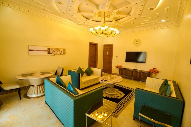 Deluxe Suite