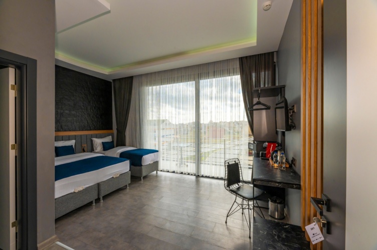 Deluxe Triple room