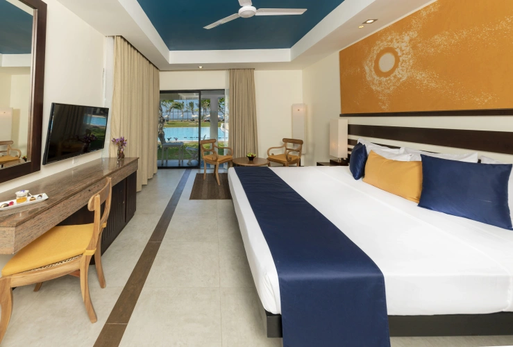 Superior Double room with pool view