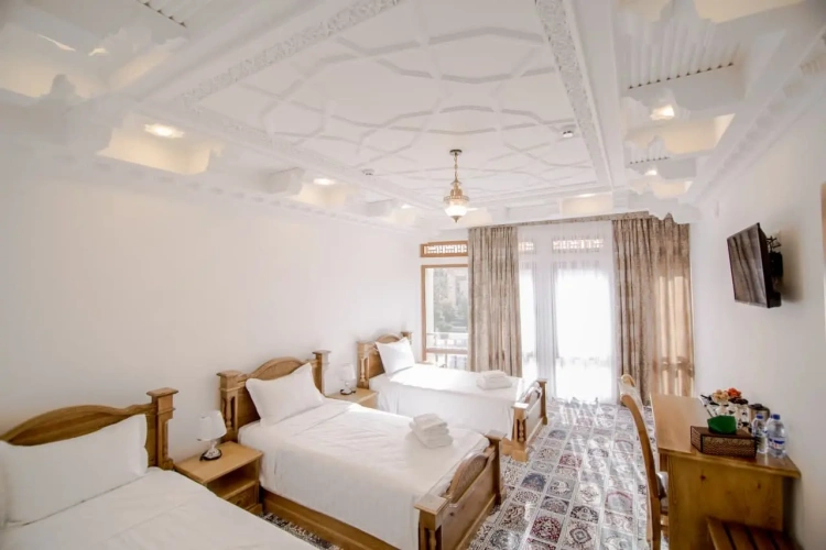 Superior Triple room with view