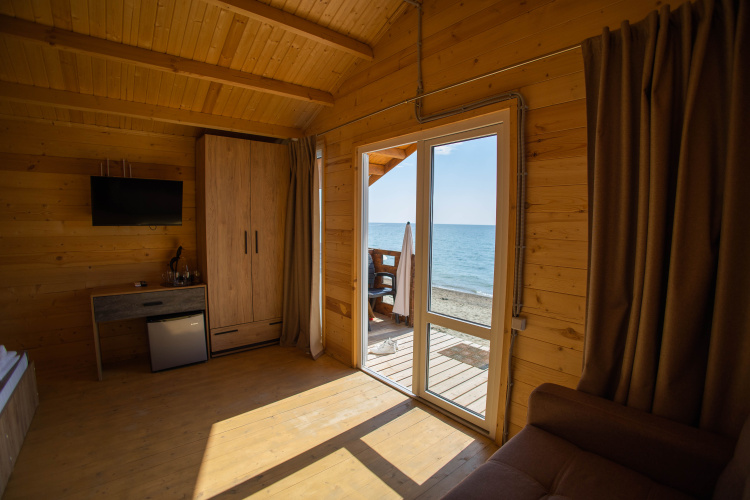 Double Chalet with balcony and with sea view