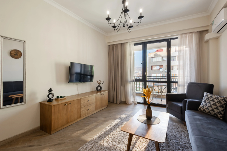 2-K Na Ulitse Kokhbatsi Flat