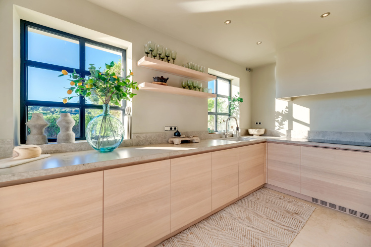 All About Villa La Boheme