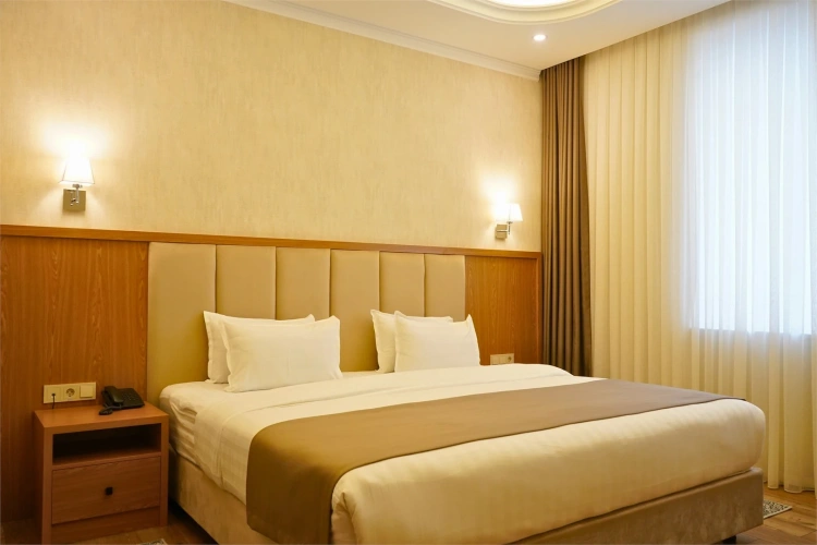Standard Twin room with balcony