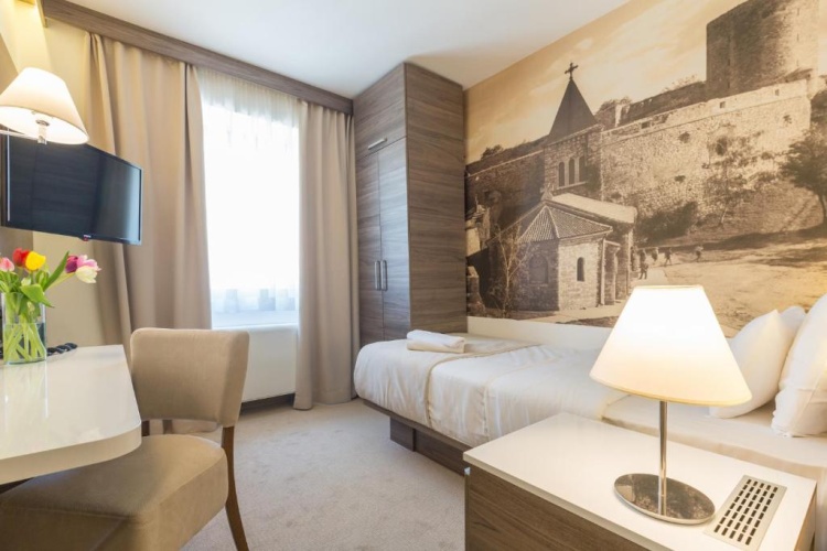 Standard Single room