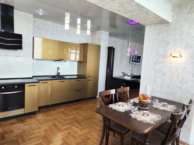 Stilnaya Grushevka Flat