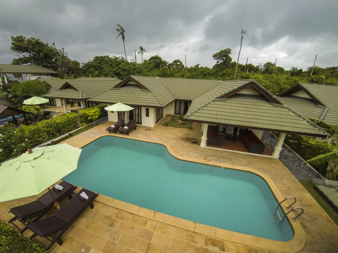 4 Bedrooms Superior Villa