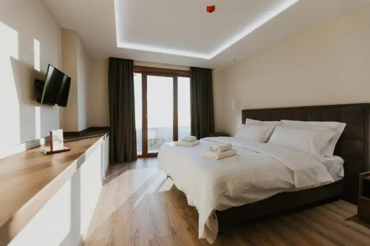 Kroi Hotel