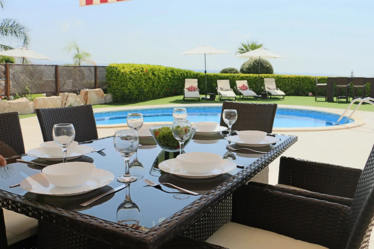 Beach Front Marina Sunrise Villa
