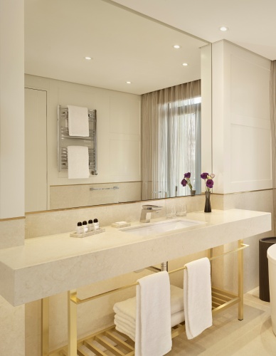 The Alexander, A Luxury Collection Hotel photo 12