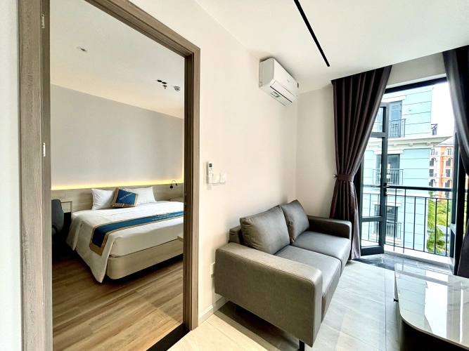 2 Bedrooms Deluxe Double Apartment with balcony and with courtyard view
