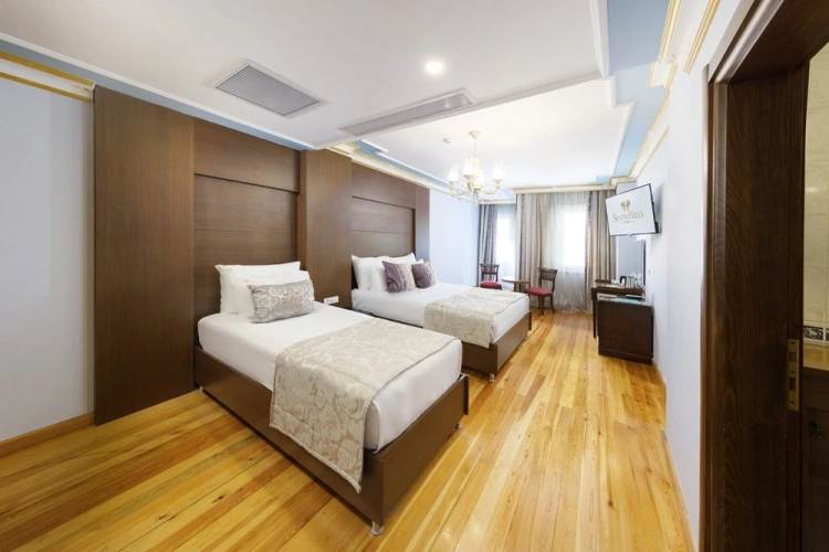 Superior Triple room