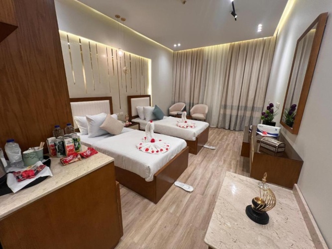 Twin room with garden view