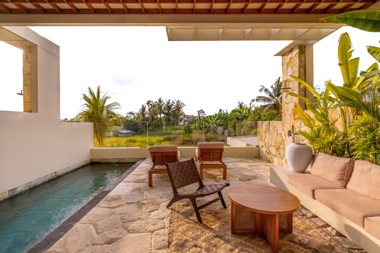 1 Bedroom Suite with pool view