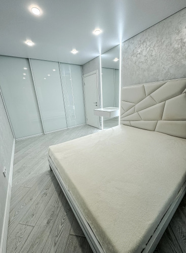 Фотография номера квартиры Апартаменты на Чкалова после ремонта, 2 комнаты: гостиная и спальня