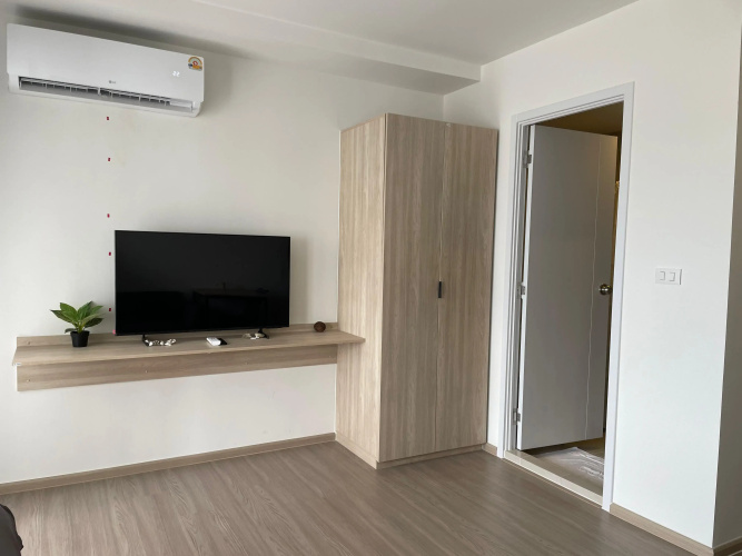 Vay Pothisan II Apartment