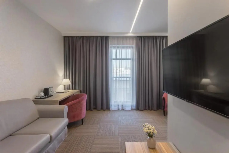 Harbor Club HotelOver view