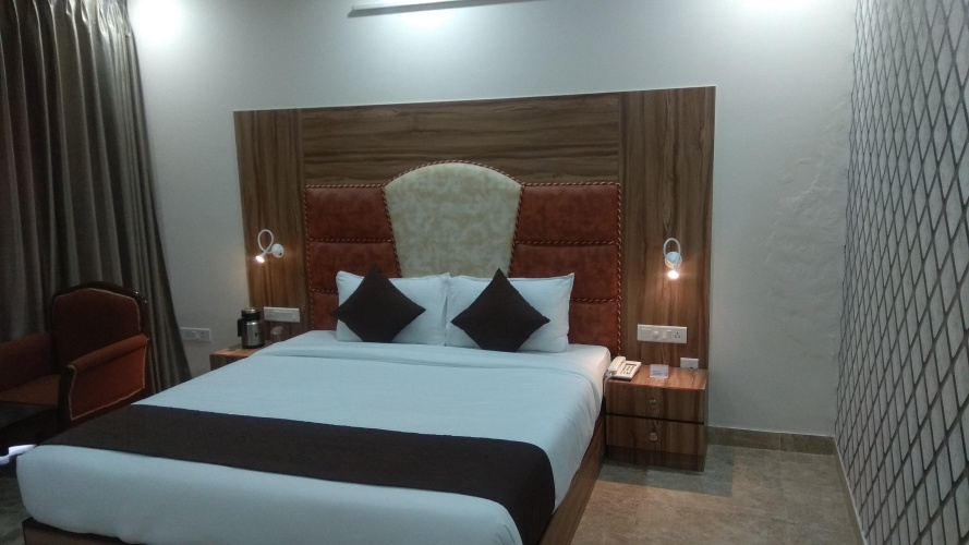 Superior Double room with balcony and with view