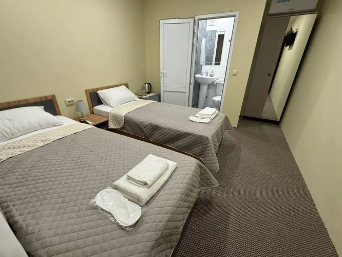 Amra Guest House
