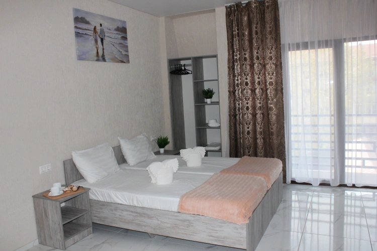 Comfort Double room with balcony and with city view