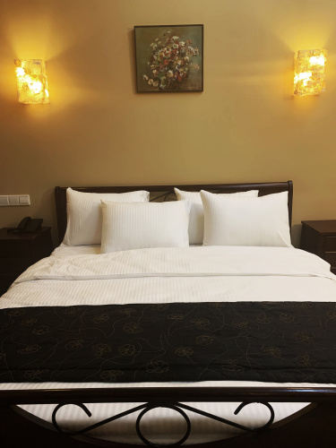 Deluxe Double room with city view