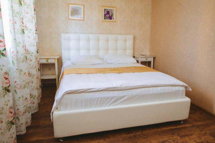 Фотография номера гостиницы AU ROOMS Континент