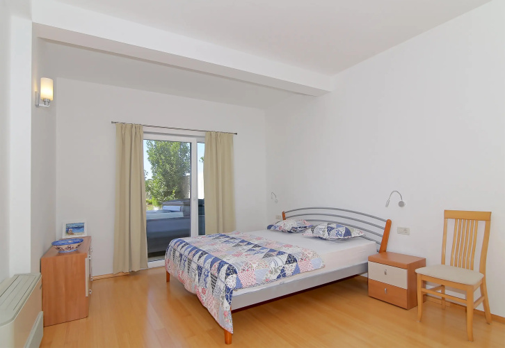 Abelia Apartments