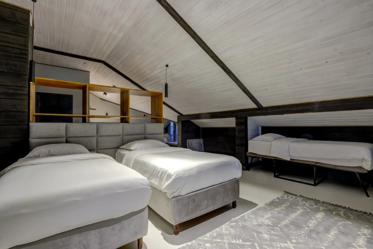 Superior Triple room with view