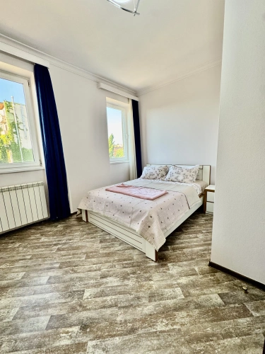 Suite with balcony and with courtyard view