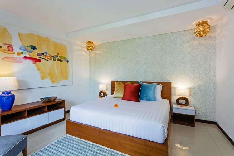 4 Bedrooms Villa with balcony