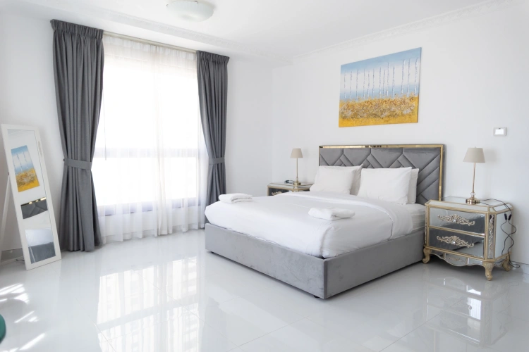 4 Bedrooms Superior Apartment with balcony and with view