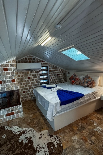 Double Suite with partial sea view