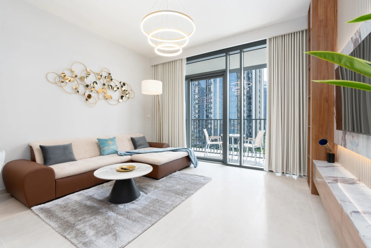 2 Bedrooms Apartment