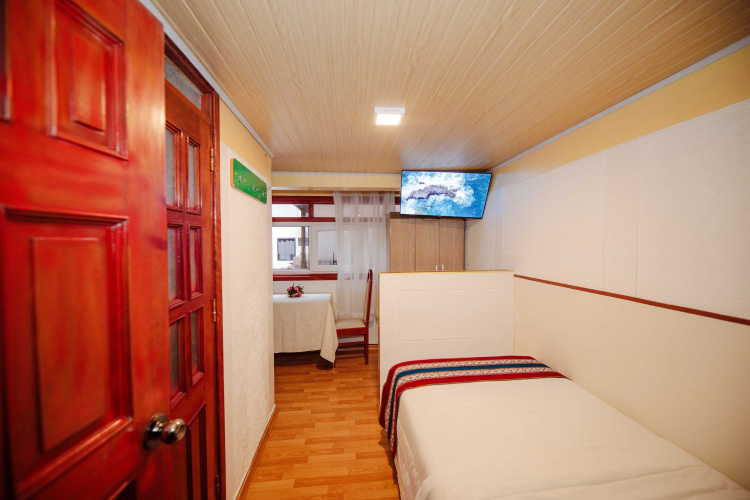 Avraham Hotel