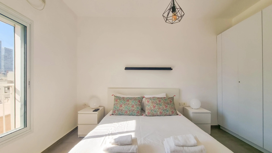 Geula Tulipe Apartments