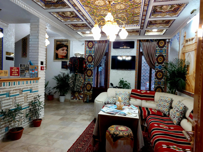 Gulnaraxanum Hotel