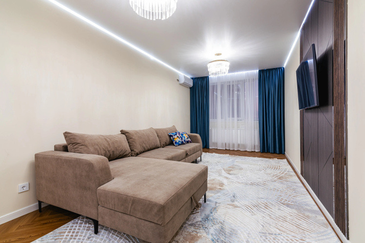 Akvarel Flat