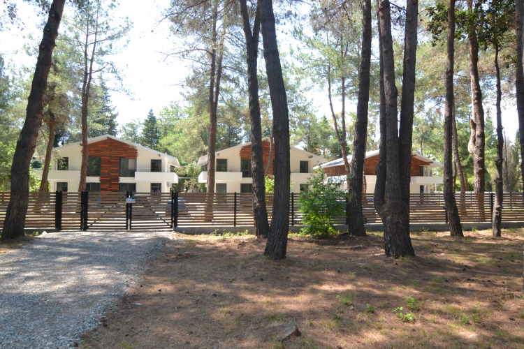Apra Hotel