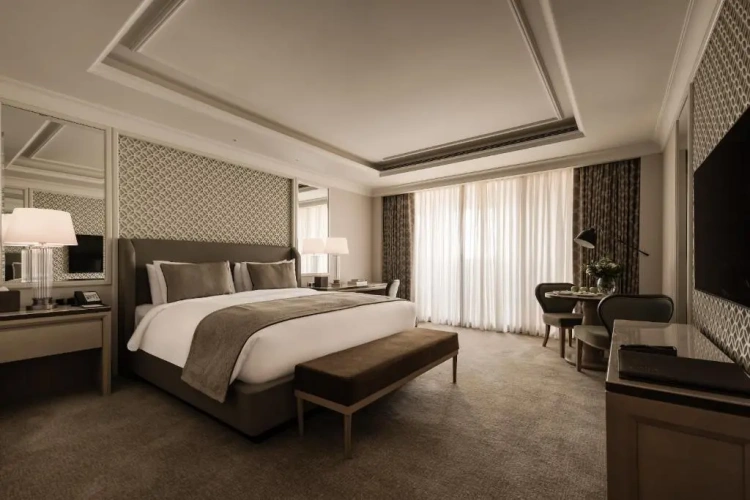 Deluxe Double room with city view