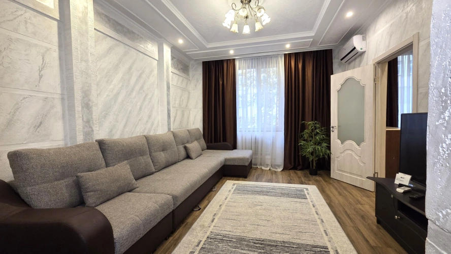 2 Bedrooms Standard Quadruple Apartment