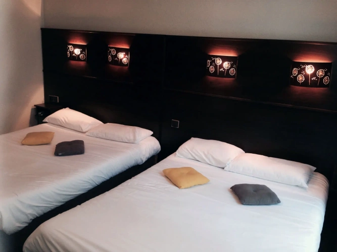 Standard Quadruple room with view