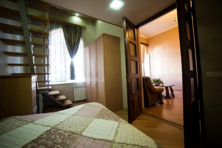 Era's Apartments