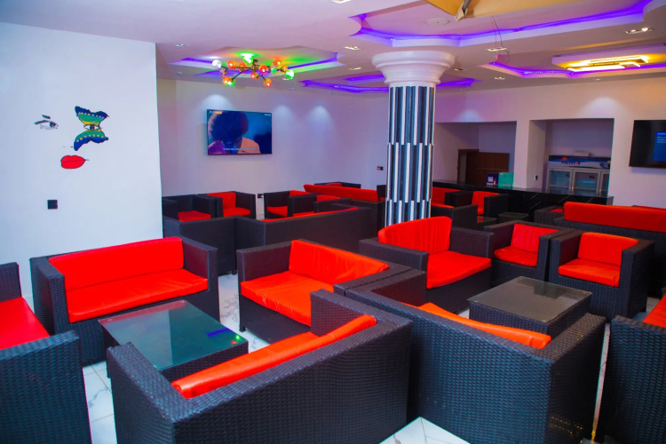 Age International Hotel